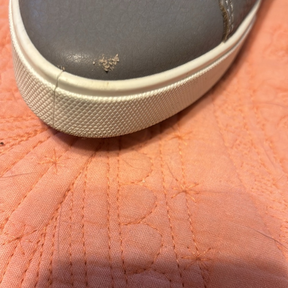 Ecco size 9 gray soft leather sneakers. Only worn a few times. - Picture 8 of 12